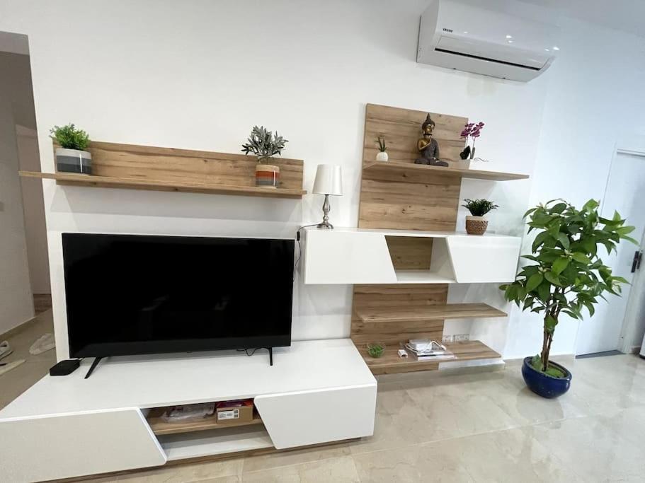Appartement Of Two Bedrooms In *